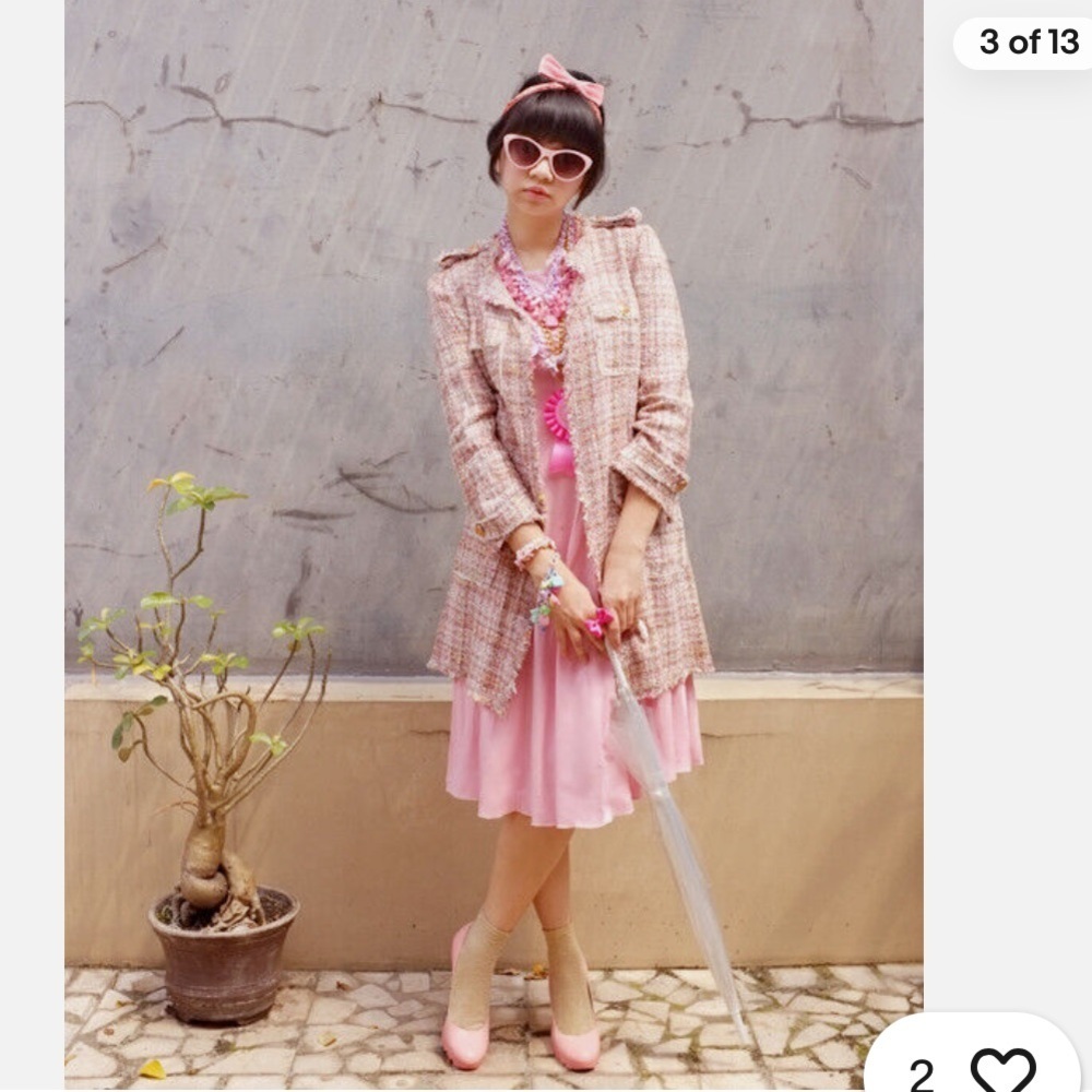 Zara blogger favorite pink tweed lightweight jacket